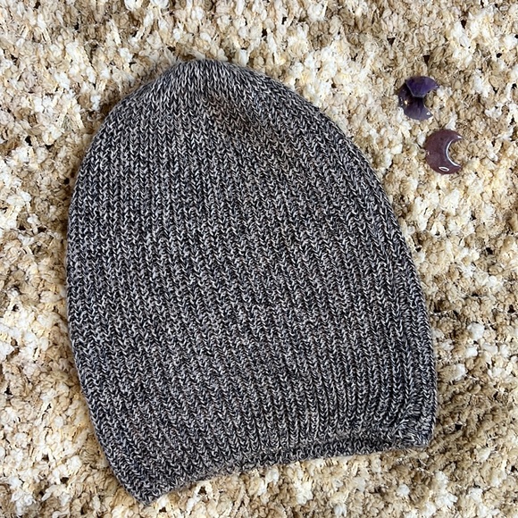 American Eagle Outfitters Beanie Winter Hat, Black Grey Tan Knitted Pattern Hat - Picture 2 of 5